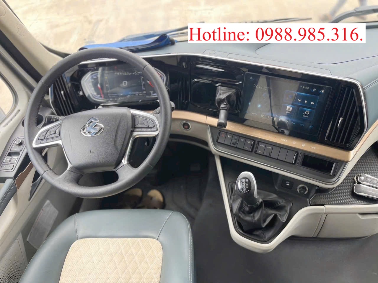 Nội thất xe 3 chân chenglong